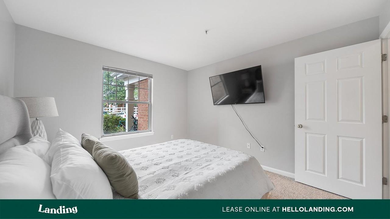 50 Canterfield Pky W - Photo 5 of 46