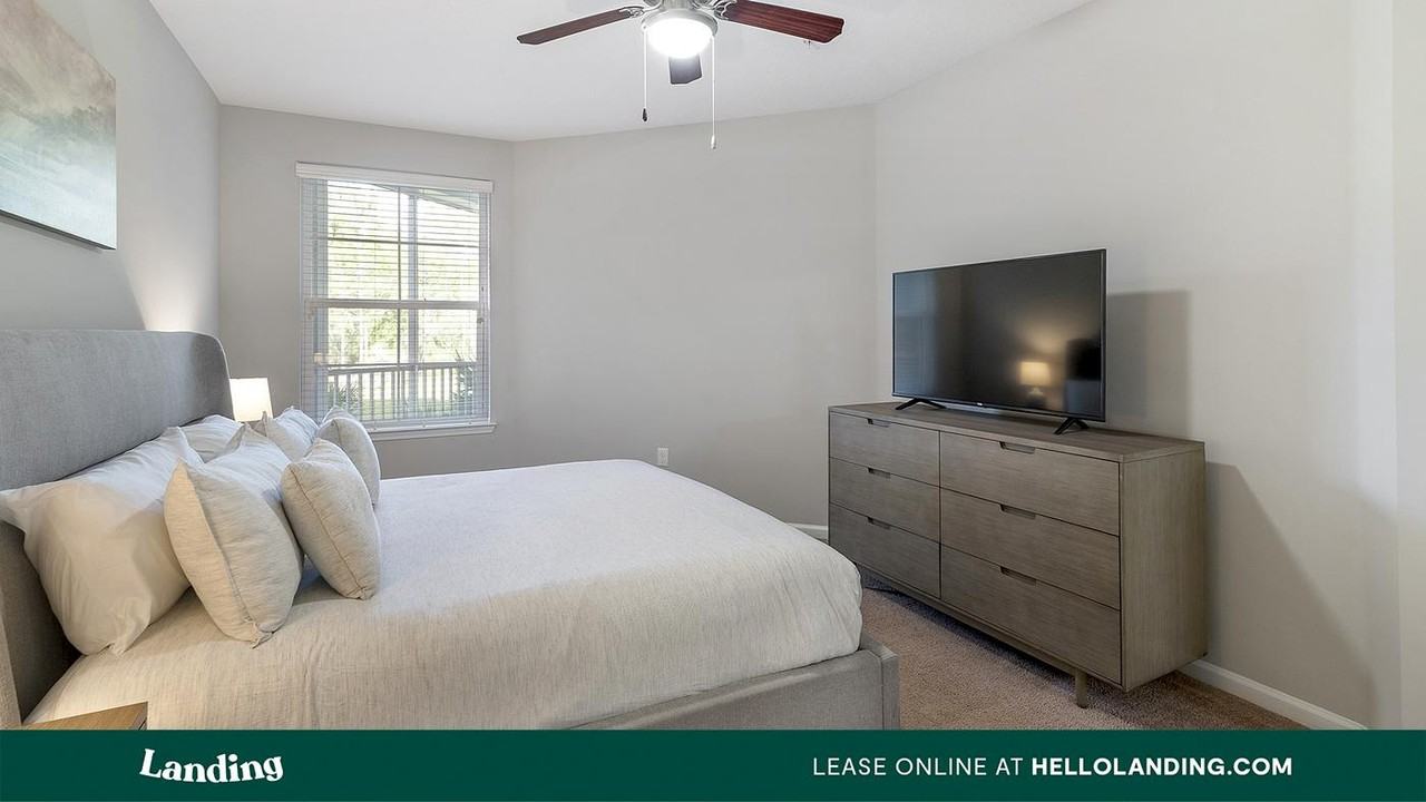 2300 Tapestry Park Dr - Photo 3 of 50