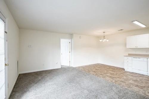 Winter Ridge - Photo 5 of 48