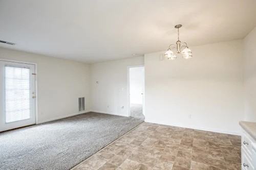 Winter Ridge - Photo 7 of 48