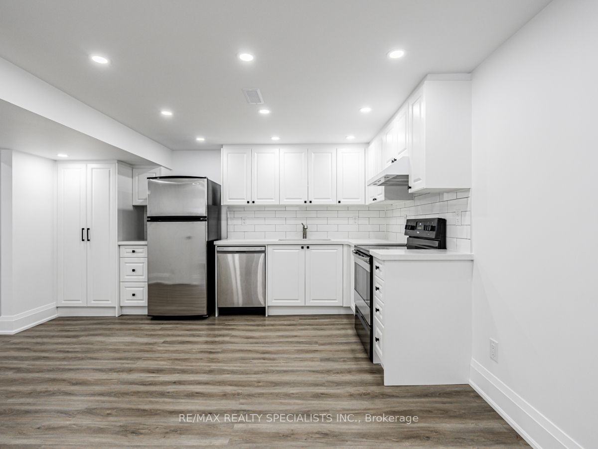 12 Deeth Drive - Photo 6 of 16
