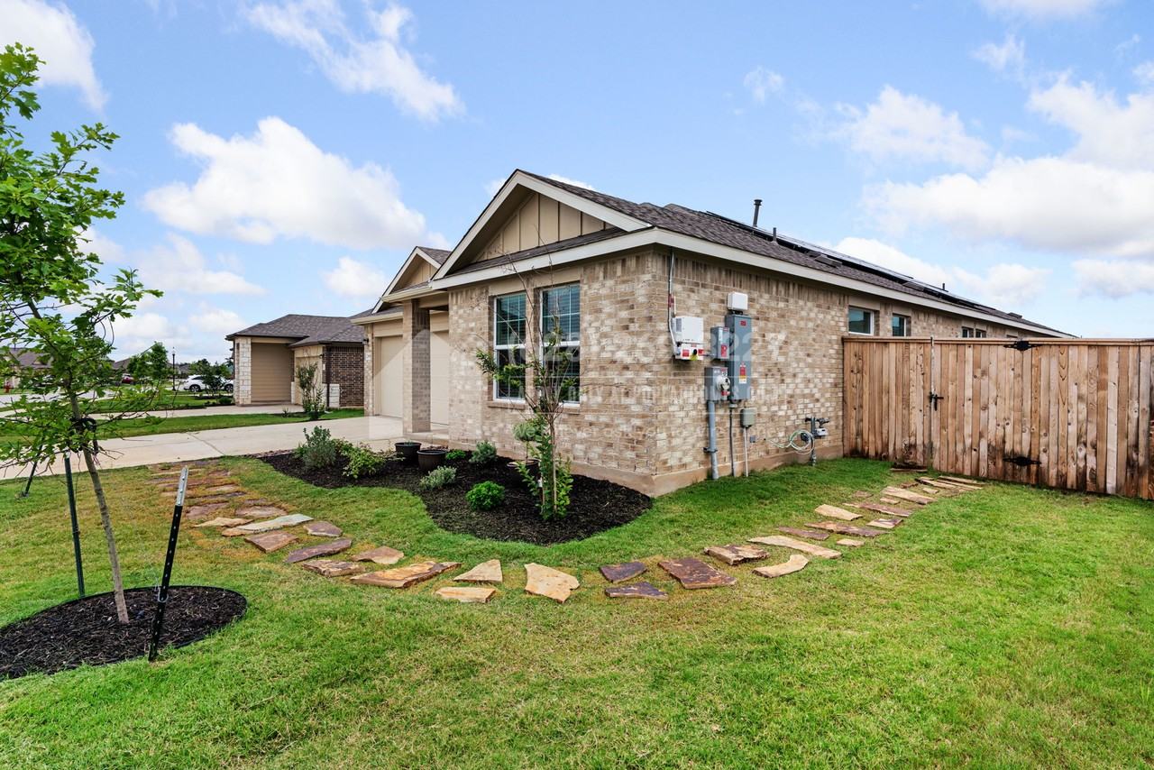289 George Neggan Ln - Photo 2 of 36
