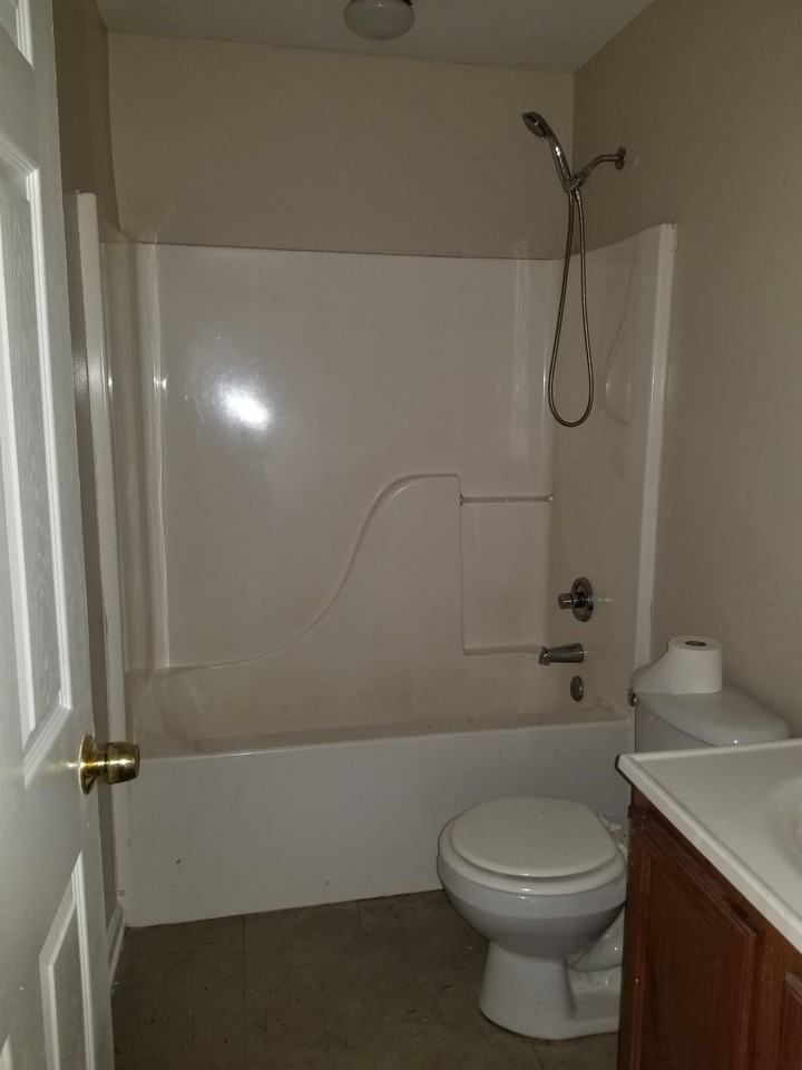 1702 Terrace Ave - Photo 3 of 5