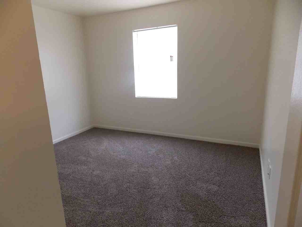 Bluejay Apartments - Photo 3 of 35