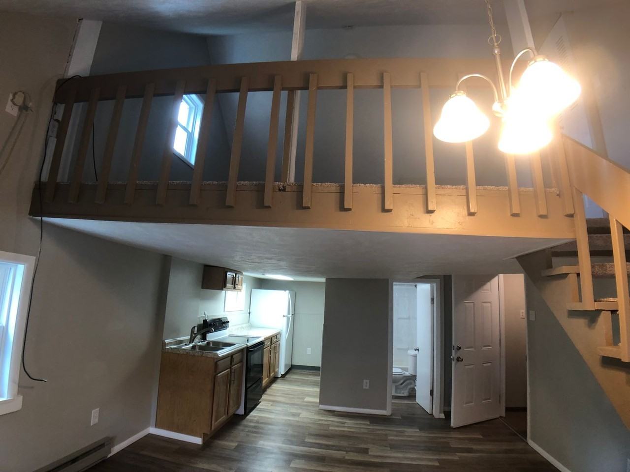 562-564 East Maiden St. - Photo 4 of 25