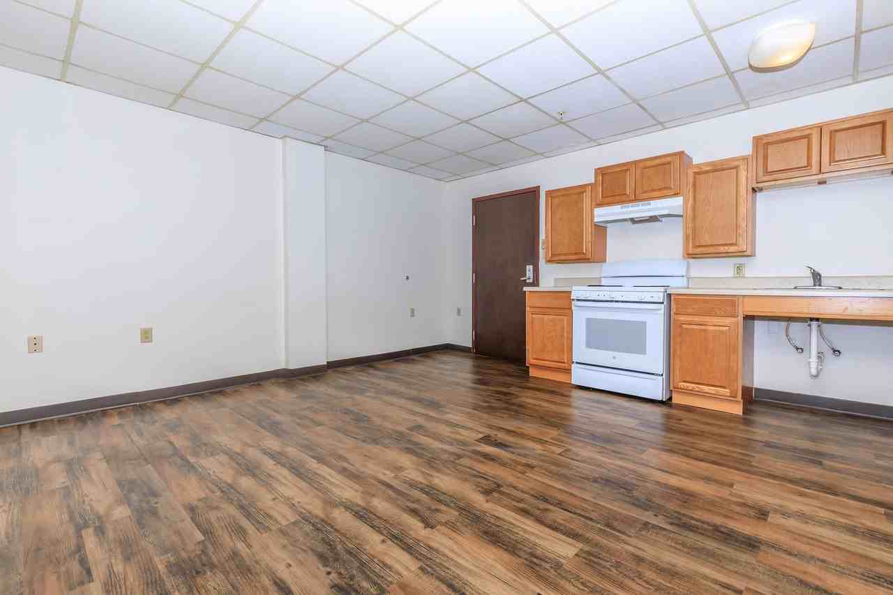 Park Senior - Photo 3 of 26