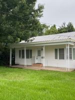 featured image of 914 Saint Patrick St