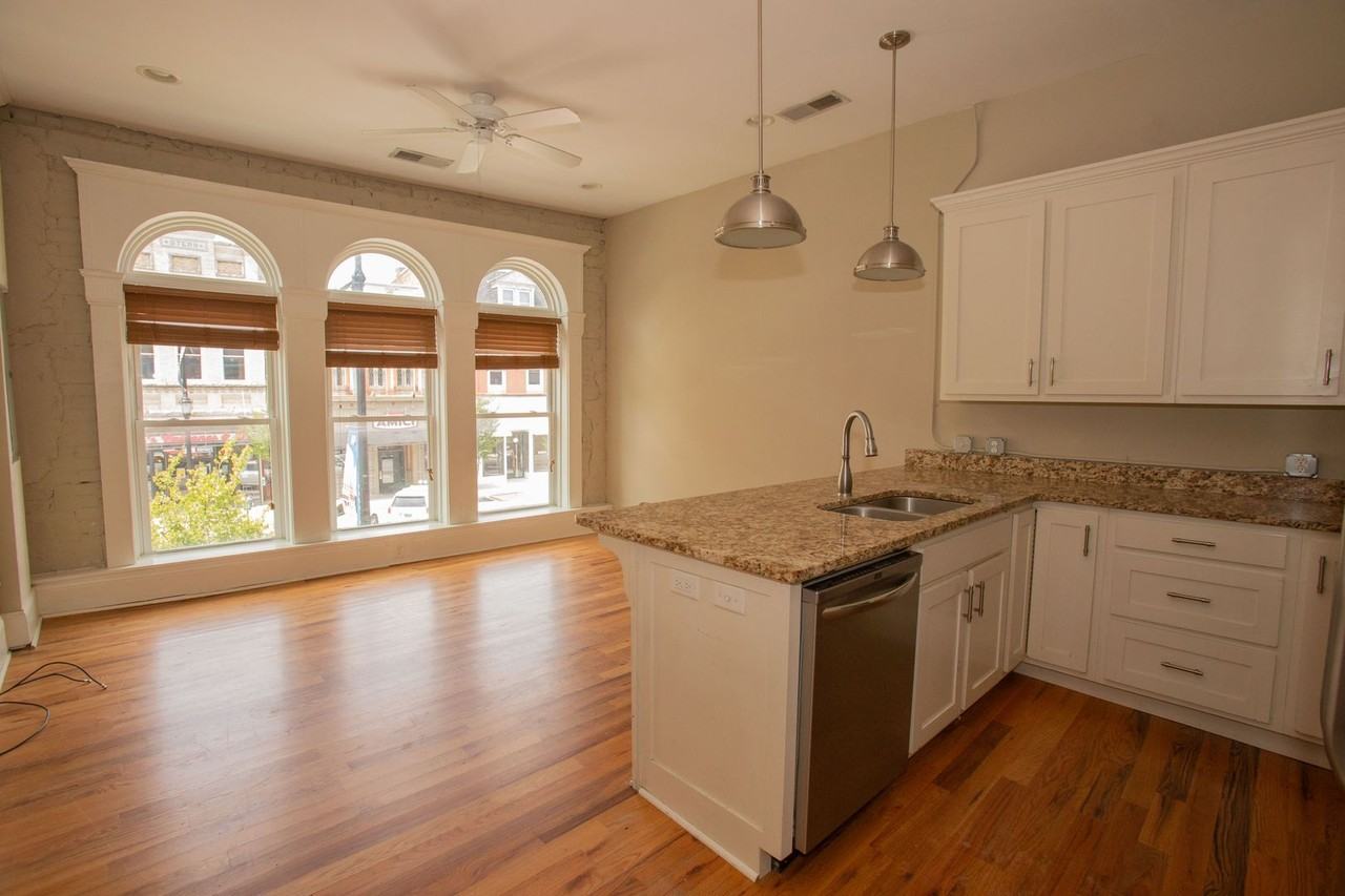 174 College Ave #D - Photo 6 of 7