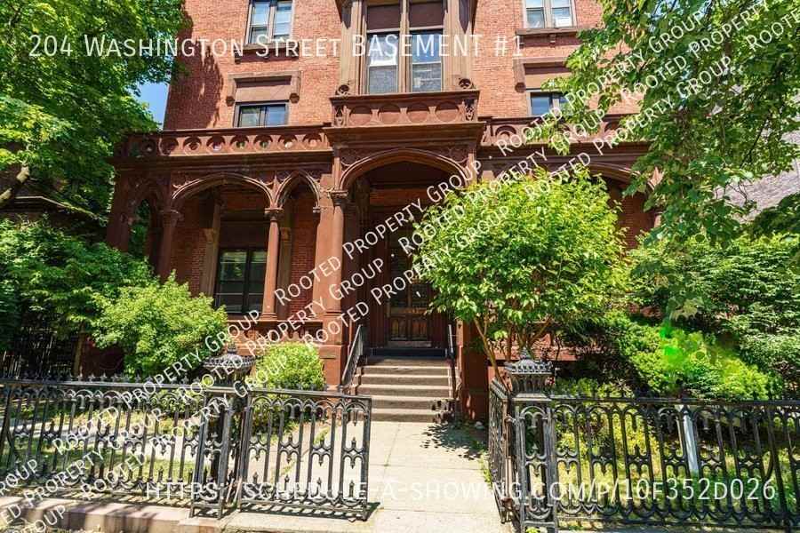 204 Washington St Bsmt #Apt 1