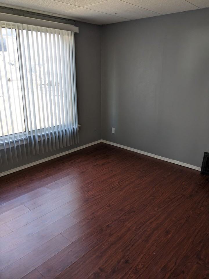 1631 13th Ave - Photo 3 of 7