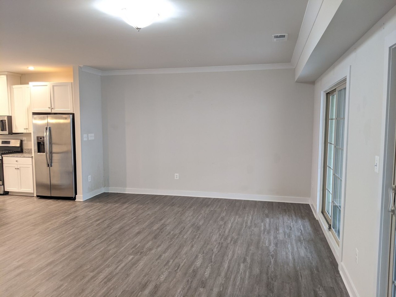 6506 Walcott Ln - Photo 5 of 38