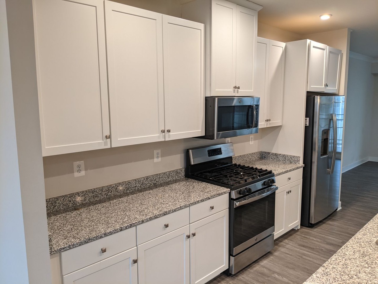 6506 Walcott Ln - Photo 6 of 38
