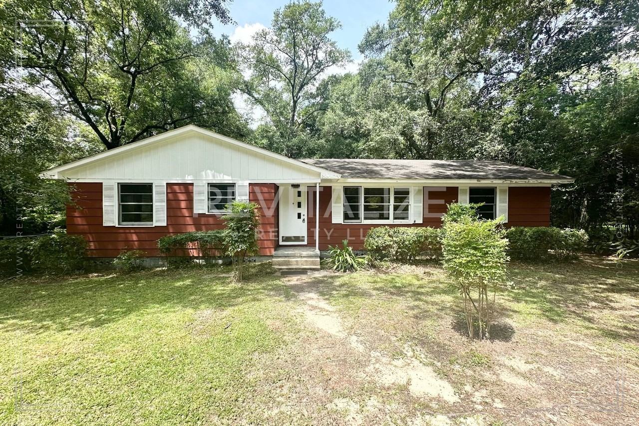 422 Laborde Dr - Photo 2 of 8