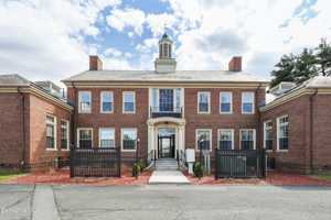 featured image of 4 Edmunds Street