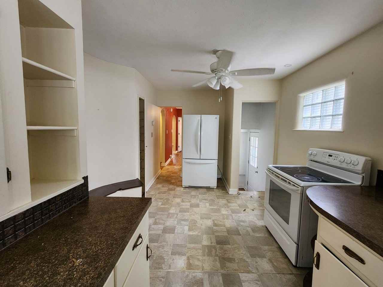 703 Cullom Street - Photo 7 of 11