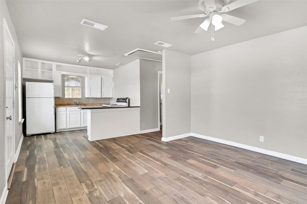 6781 Half Main St - Photo 4 of 11