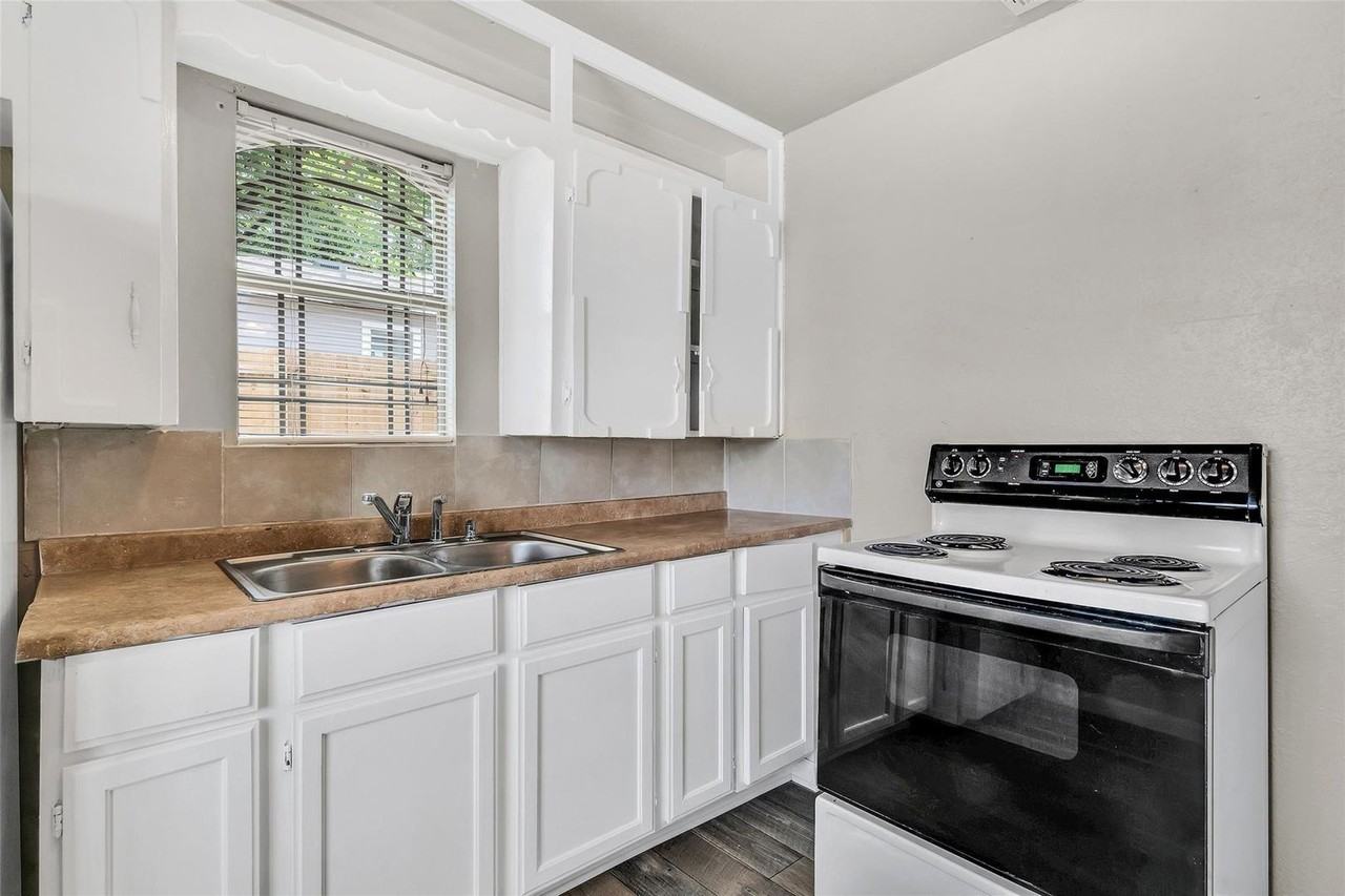 6781 Half Main St - Photo 7 of 11