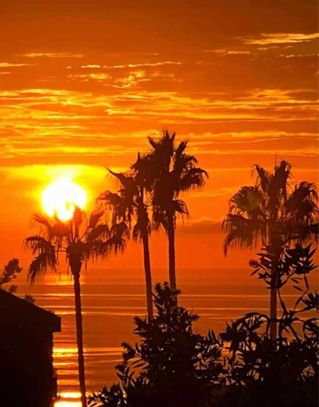 330 9th St - Photo 2 of 10