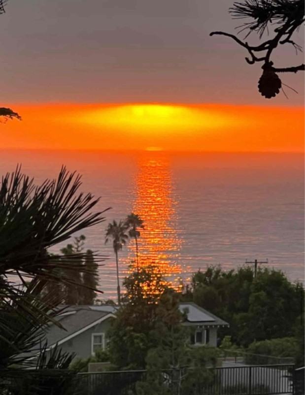 330 9th St - Photo 3 of 10