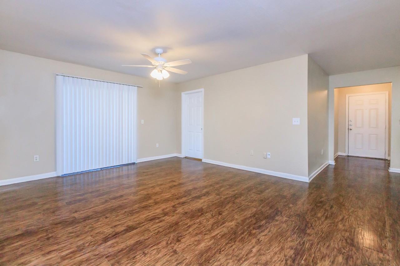 Spring Oaks - Photo 3 of 34