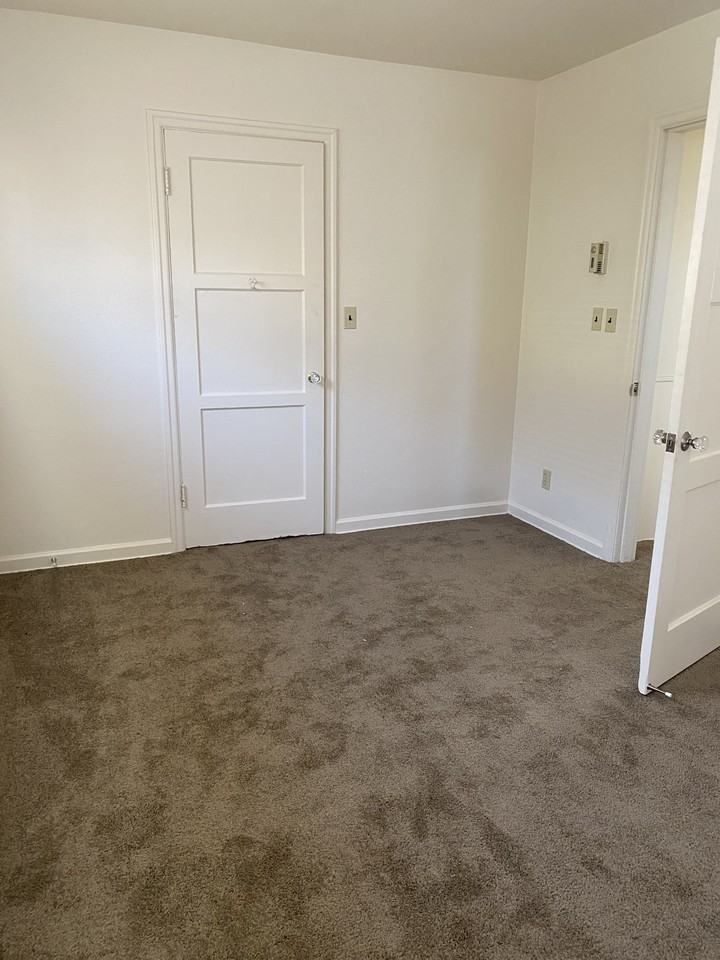 1761 Market St Ne #NA - Photo 6 of 13