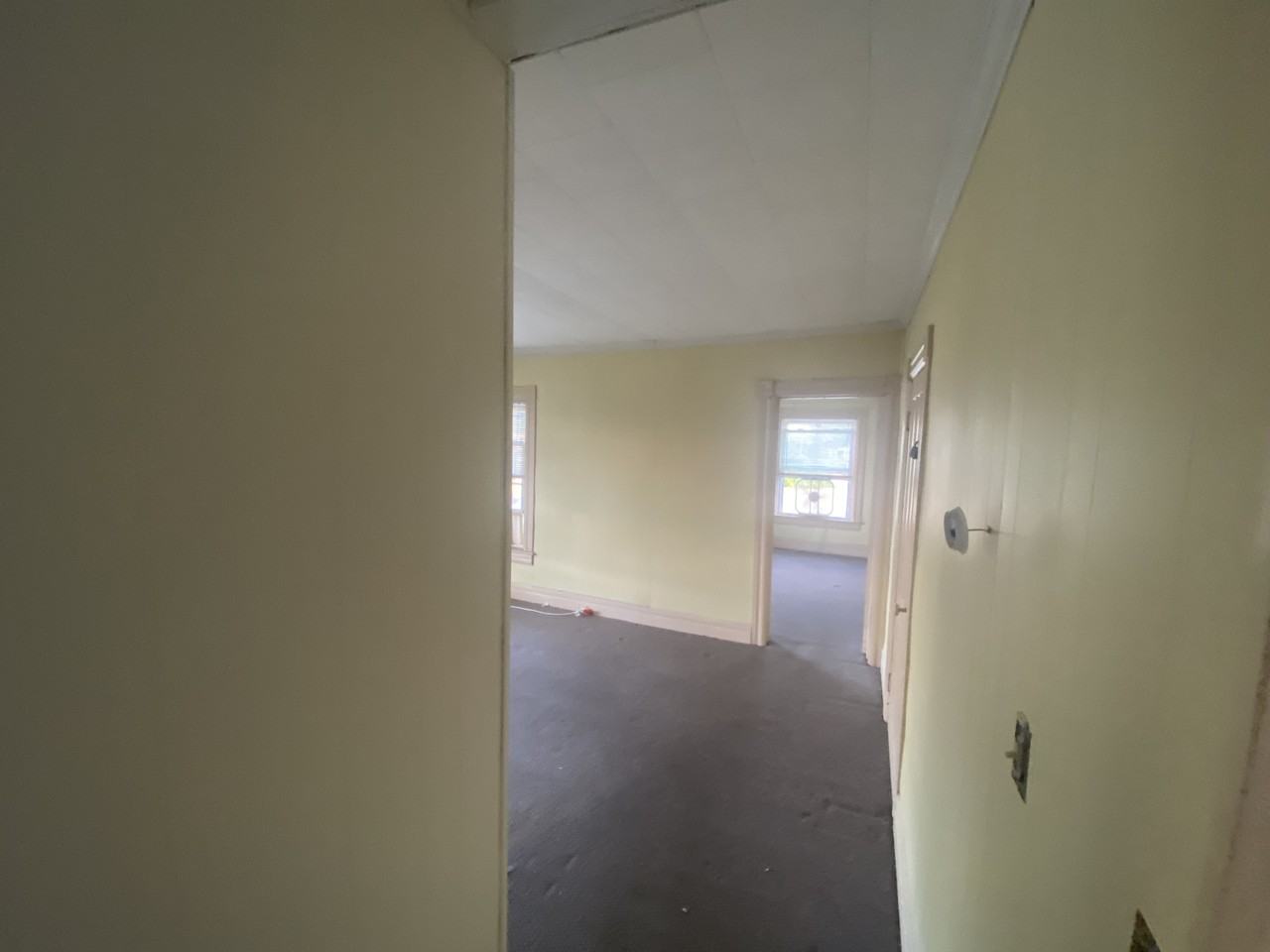 84 South St #3 - Photo 4 of 10