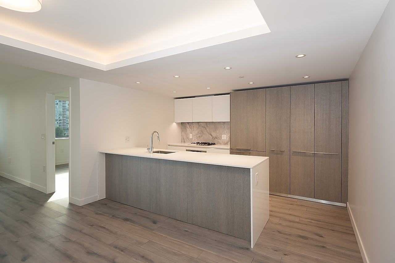 1107 Richards Street - Photo 11