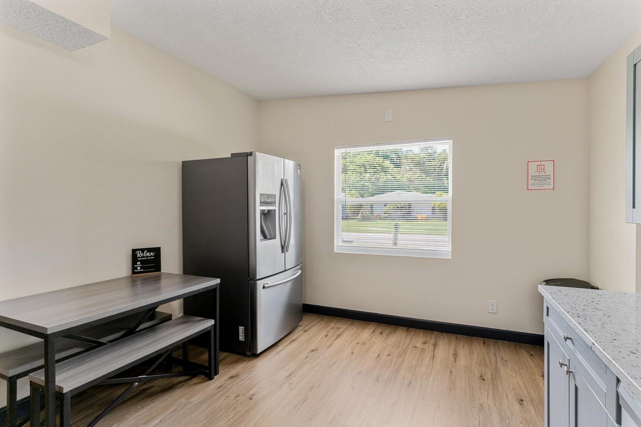 Terrace Rd - Photo 4 of 8