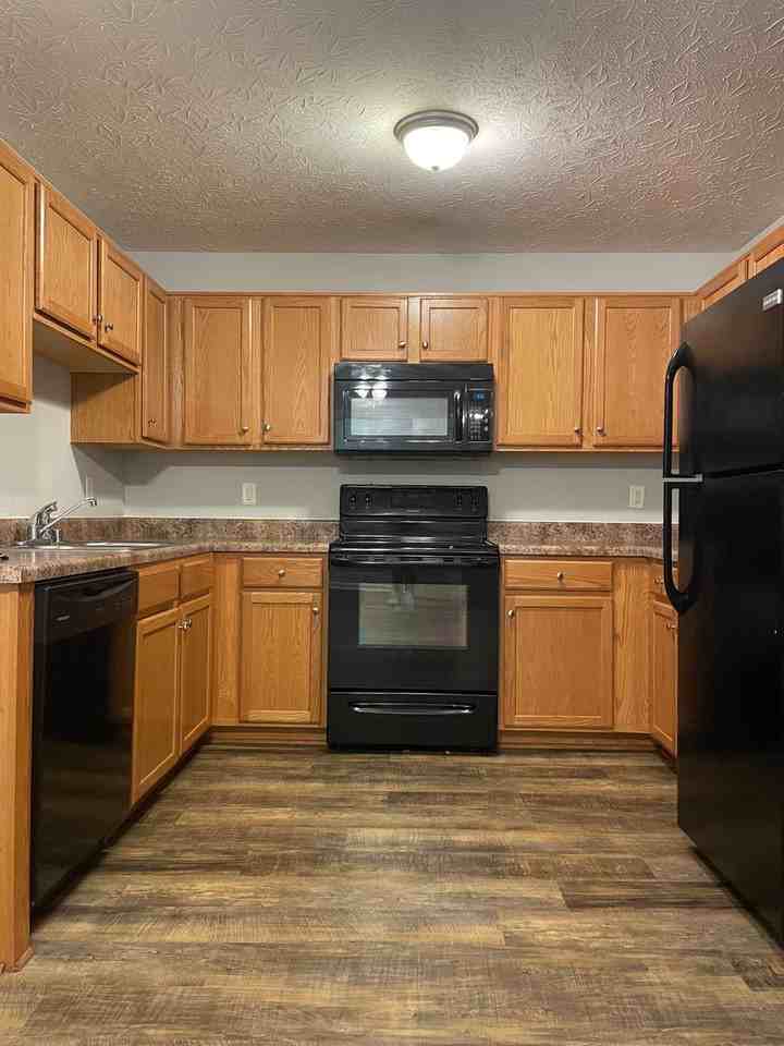 343 Upper Stone Ave #A - Photo 4 of 14