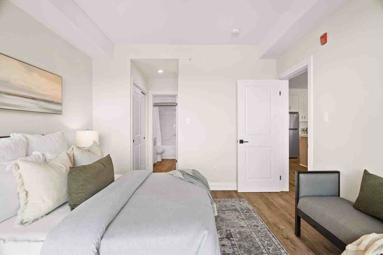 Sunningdale Heights - Photo 3 of 50