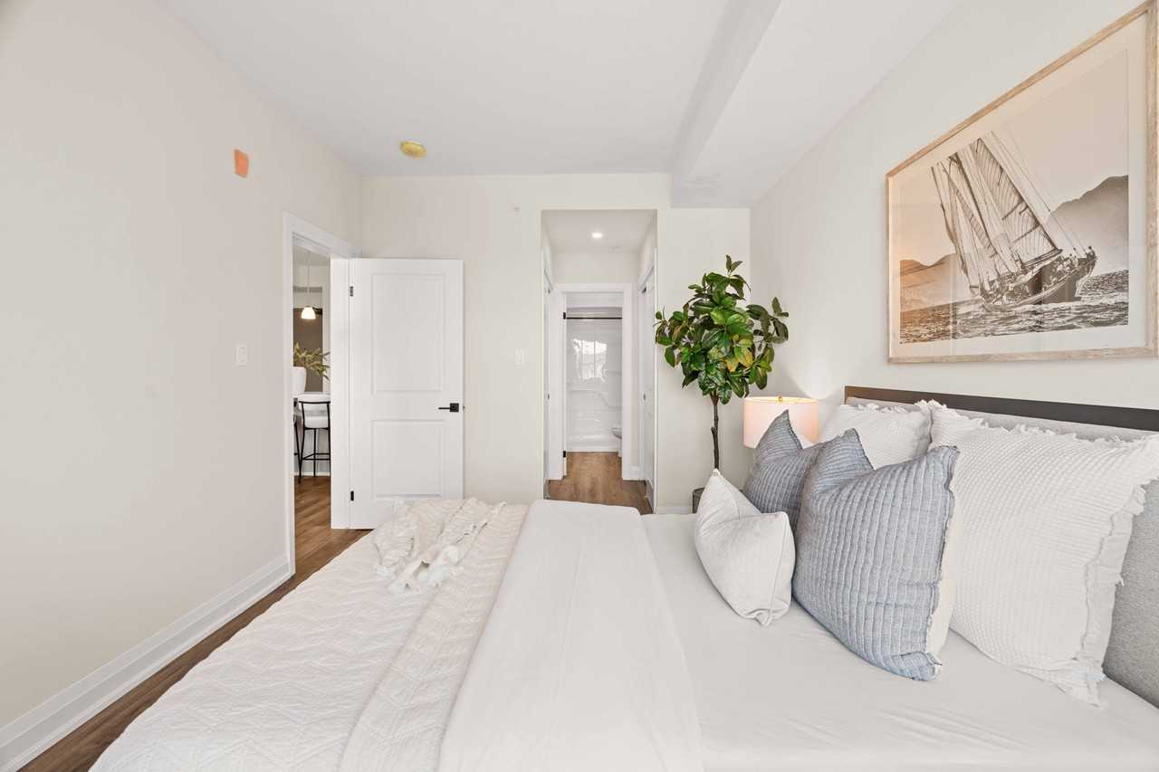 Sunningdale Heights - Photo 2 of 50