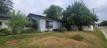 featured image of 2907 Birchmont Dr Ne