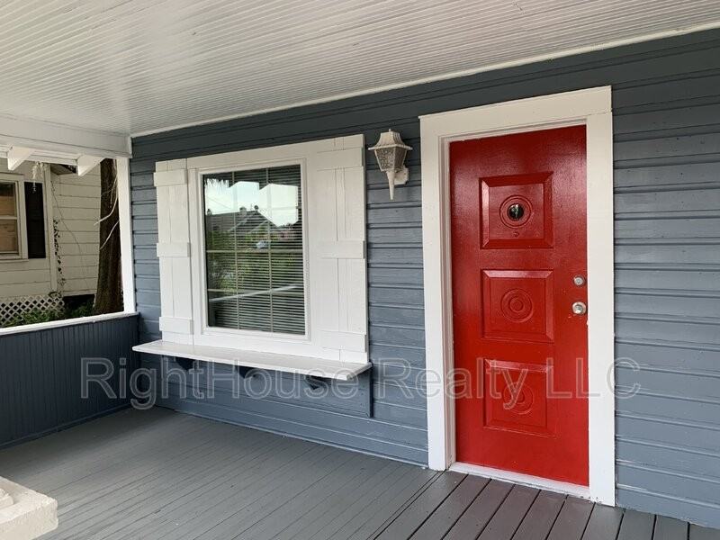 1408 High St #B - Photo 3 of 17