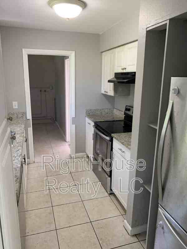 4403 Colony Way - Photo 3 of 13