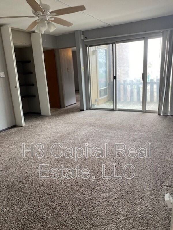 123 Saint Louis Rd #6 - Photo 3 of 10