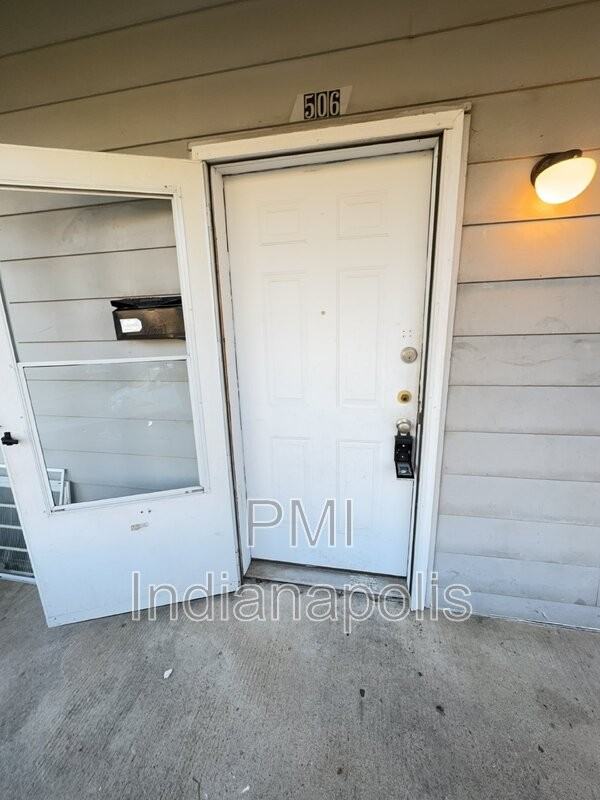 506 N 12th St - Photo 3 of 18