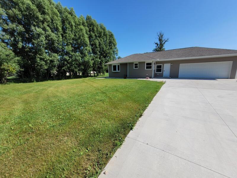 W493 County Road Ee - Photo 2 of 13