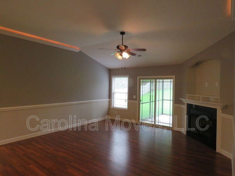 105 Dellwood Dr - Photo 4 of 14