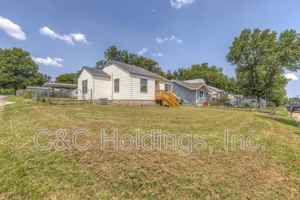 featured image of 60 S Urbana Ave