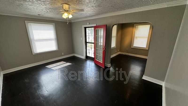 1860 S Lauderdale St - Photo 2 of 12