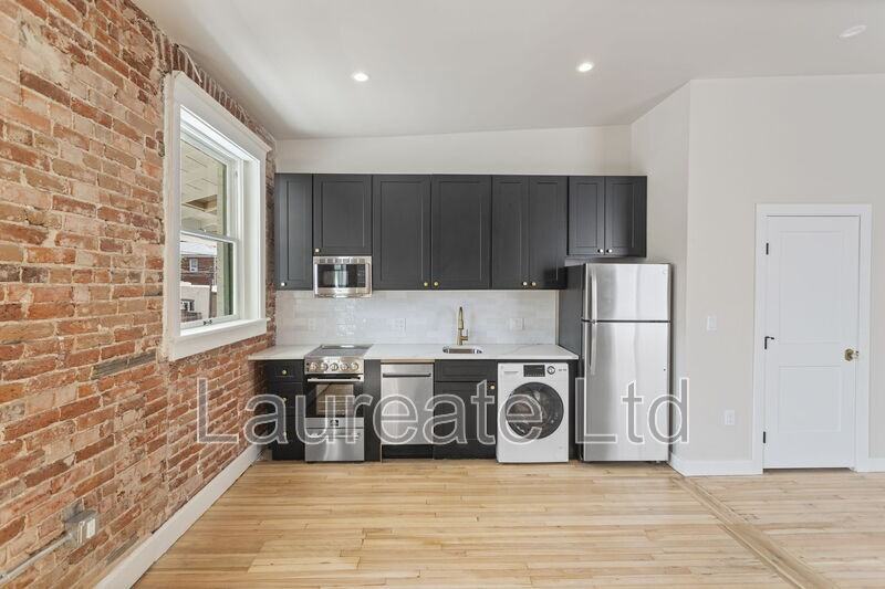 1256 N Clarkson St #4 - Photo 4 of 7