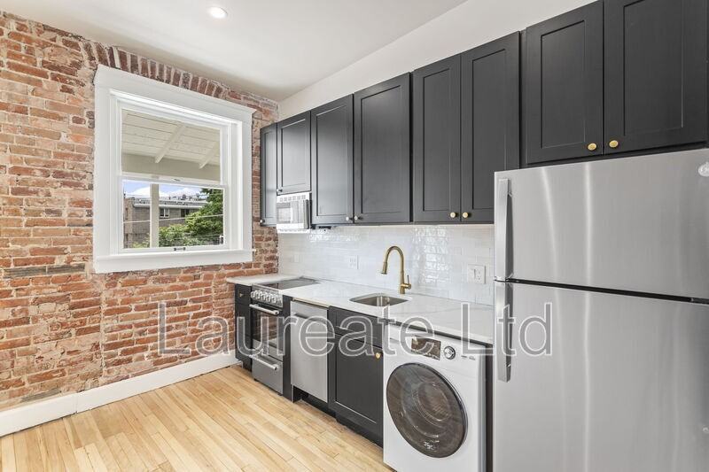 1256 N Clarkson St #4 - Photo 6 of 7