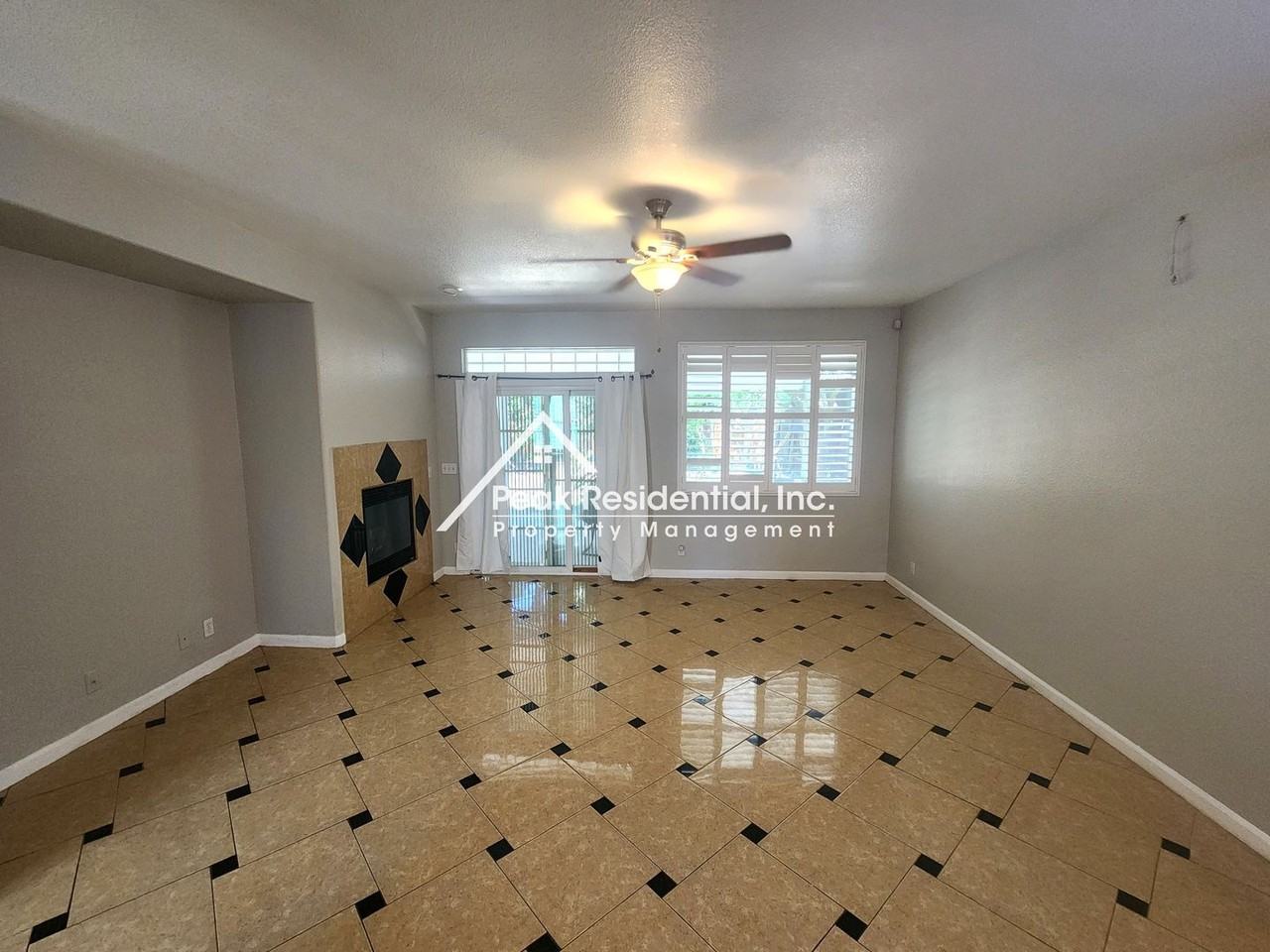 1119 Green Ridge Dr - Photo 6 of 41