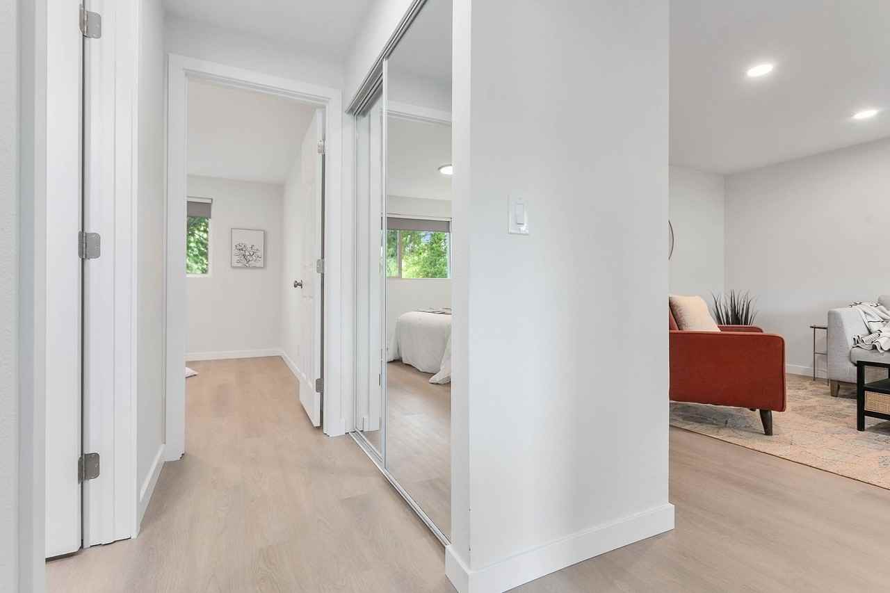 TE1416 - Photo 2 of 19