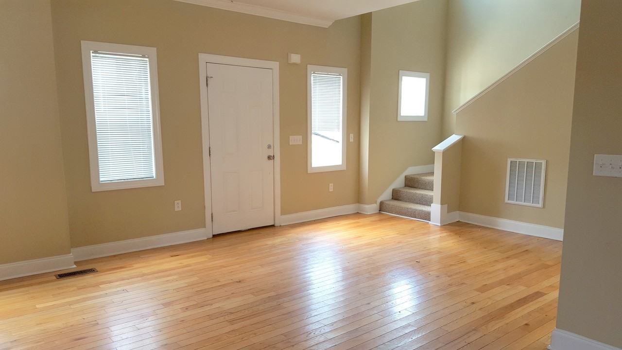 4988 Burkhalter Rd #102 - Photo 4 of 16