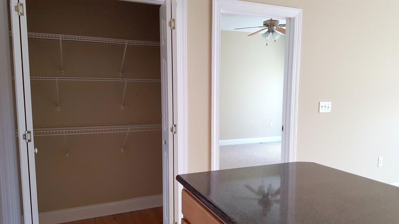 4988 Burkhalter Rd #102 - Photo 6 of 16