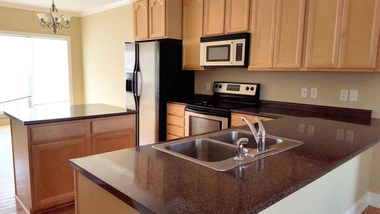 4988 Burkhalter Rd #102 - Photo 7 of 16