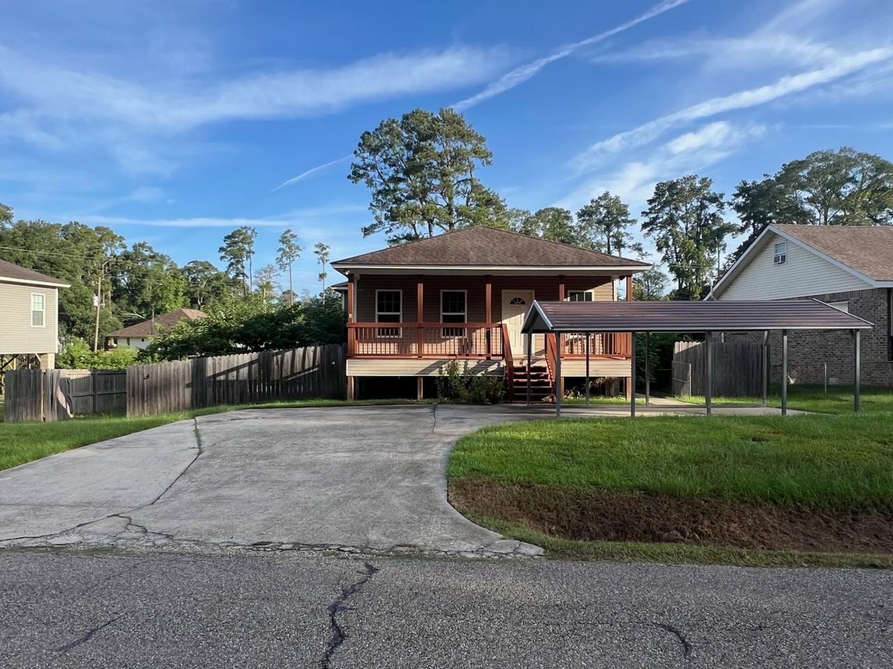 32505 Cynthia Dr - Photo 3 of 18