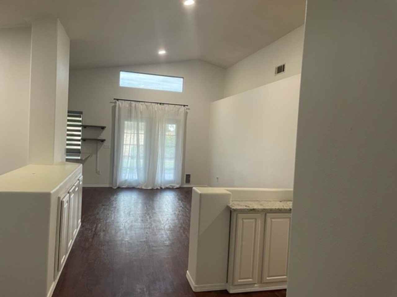 5801 Canoe Ct - Photo 3 of 30