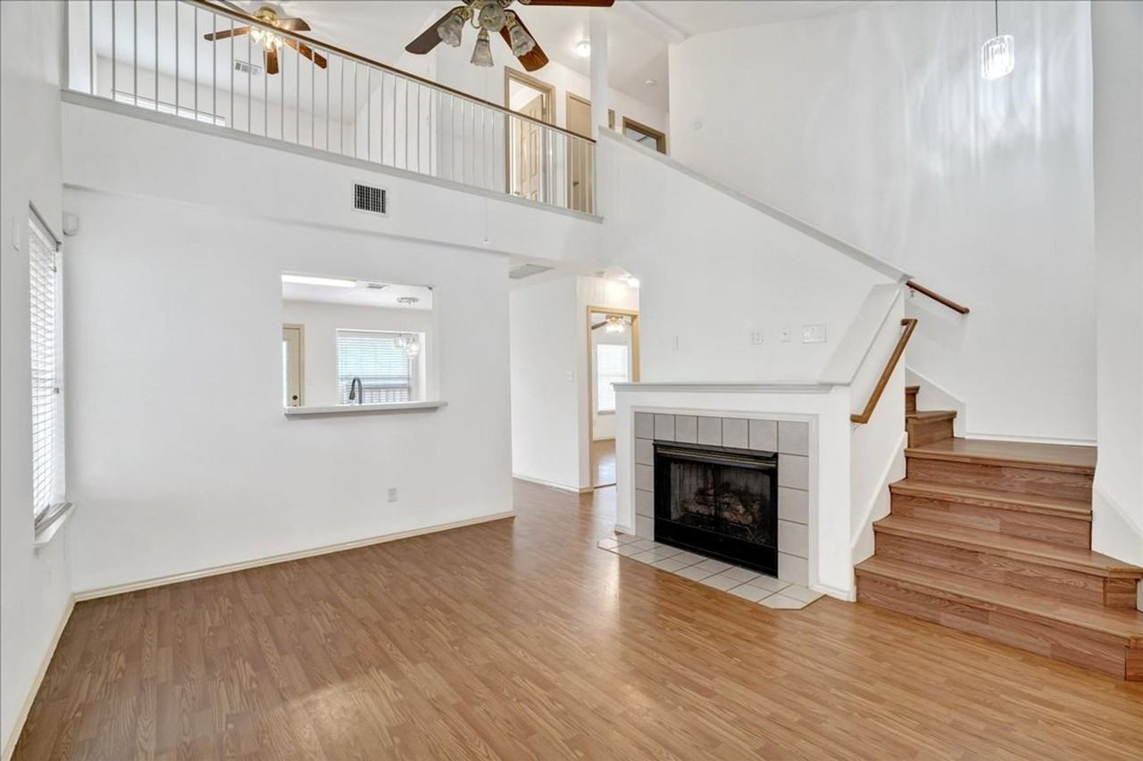 1405 Scottsdale Dr - Photo 5 of 21